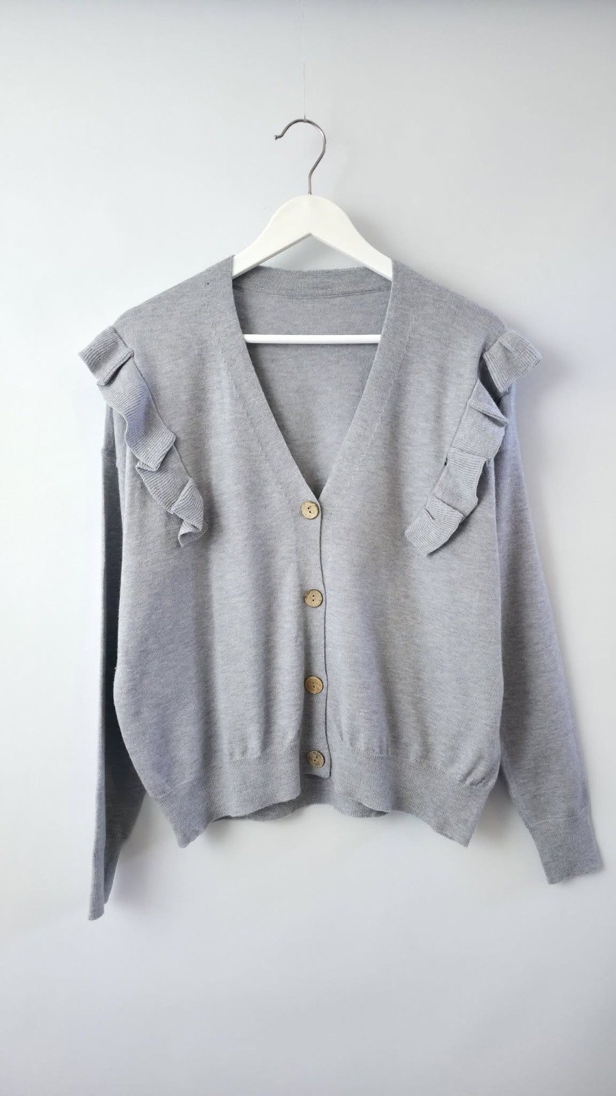 2e707e0c-1019-4199-93c7-cfeed55cbc19.jpg CARDIGAN LONDON - Imagen 1